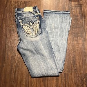 Miss me Jeans size 28 (32in inseam). Curvy bootcut.